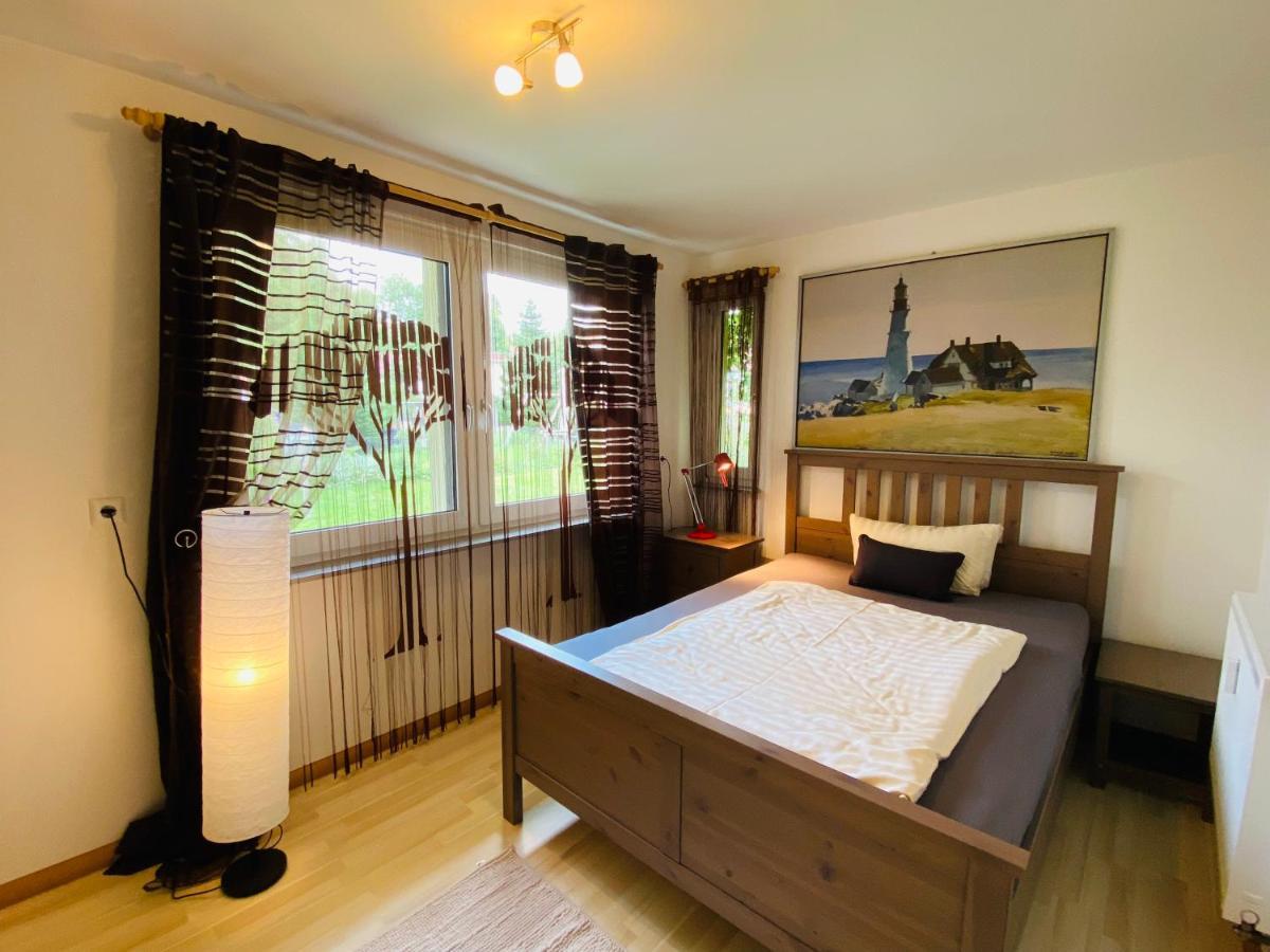 Apartment Emil Im Eg Mit Garten In Зул Екстериор снимка