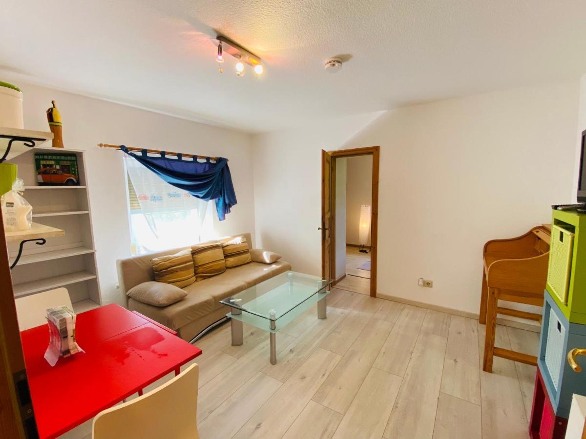 Apartment Emil Im Eg Mit Garten In Зул Екстериор снимка