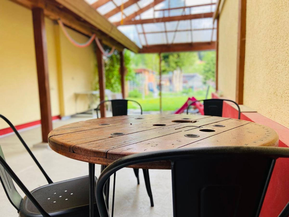 Apartment Emil Im Eg Mit Garten In Зул Екстериор снимка